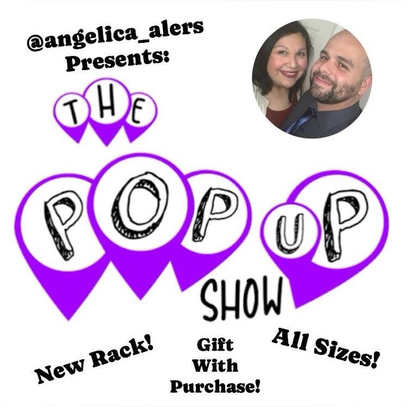 @angelica_alers is Live w/ Bags and Tags Train Show 2/13 Fri! Come Join The Fun! - Picture 5 of 16